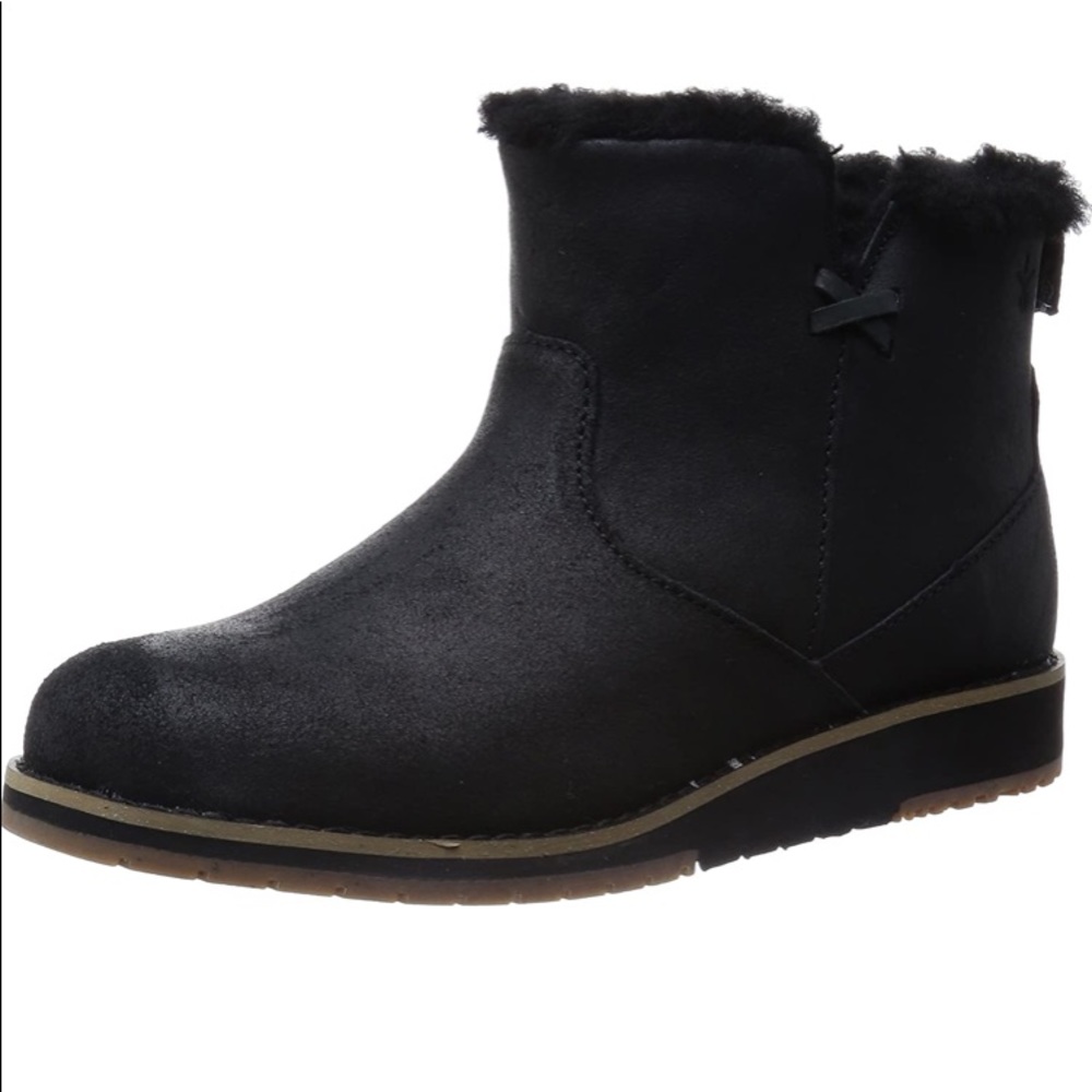 Emu boots